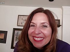 Озорная амрико модар мебозад худи ба худ